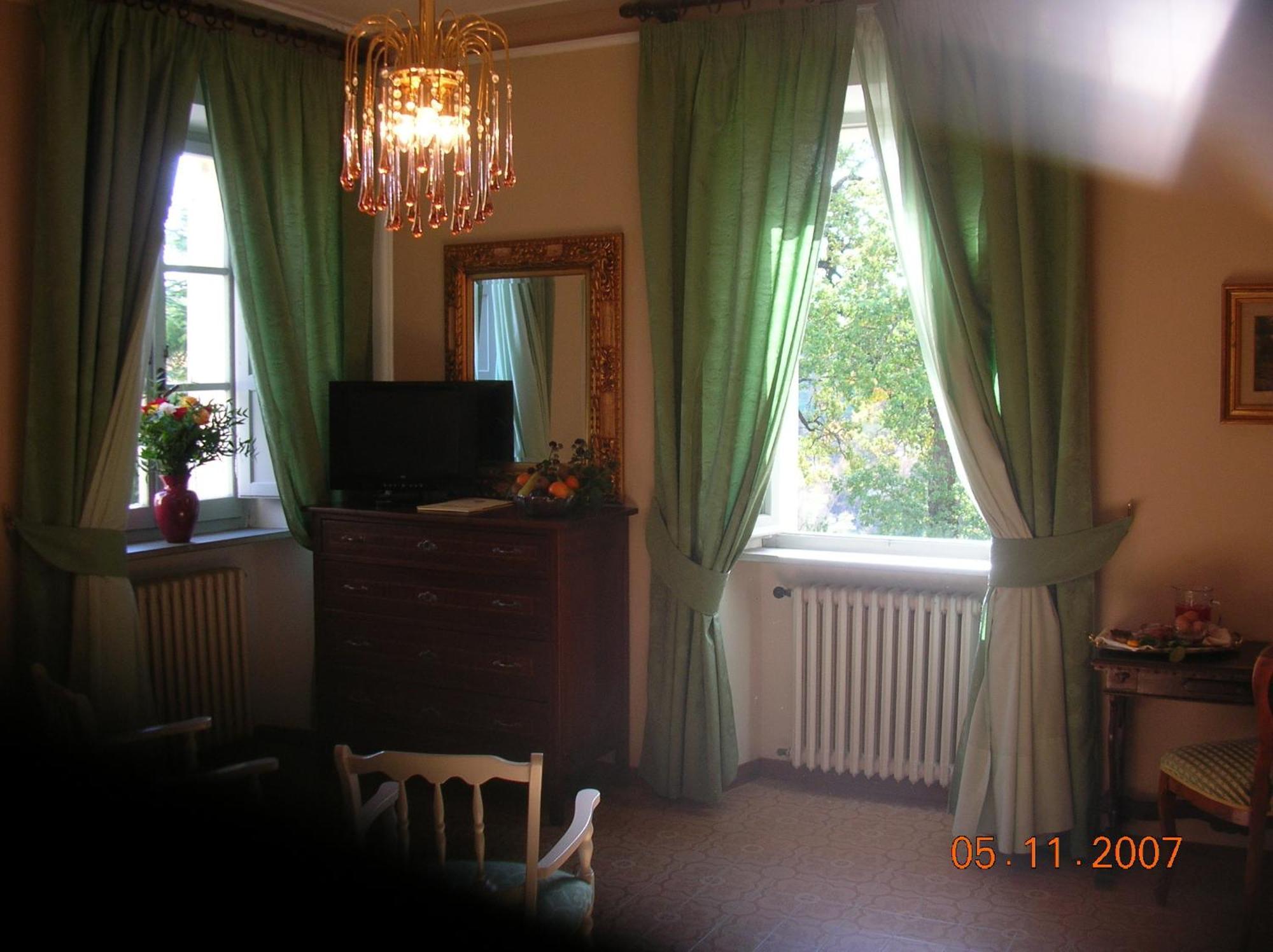 Hotel Villa San Donino تْشيتّا دي كاستيلّو المظهر الخارجي الصورة