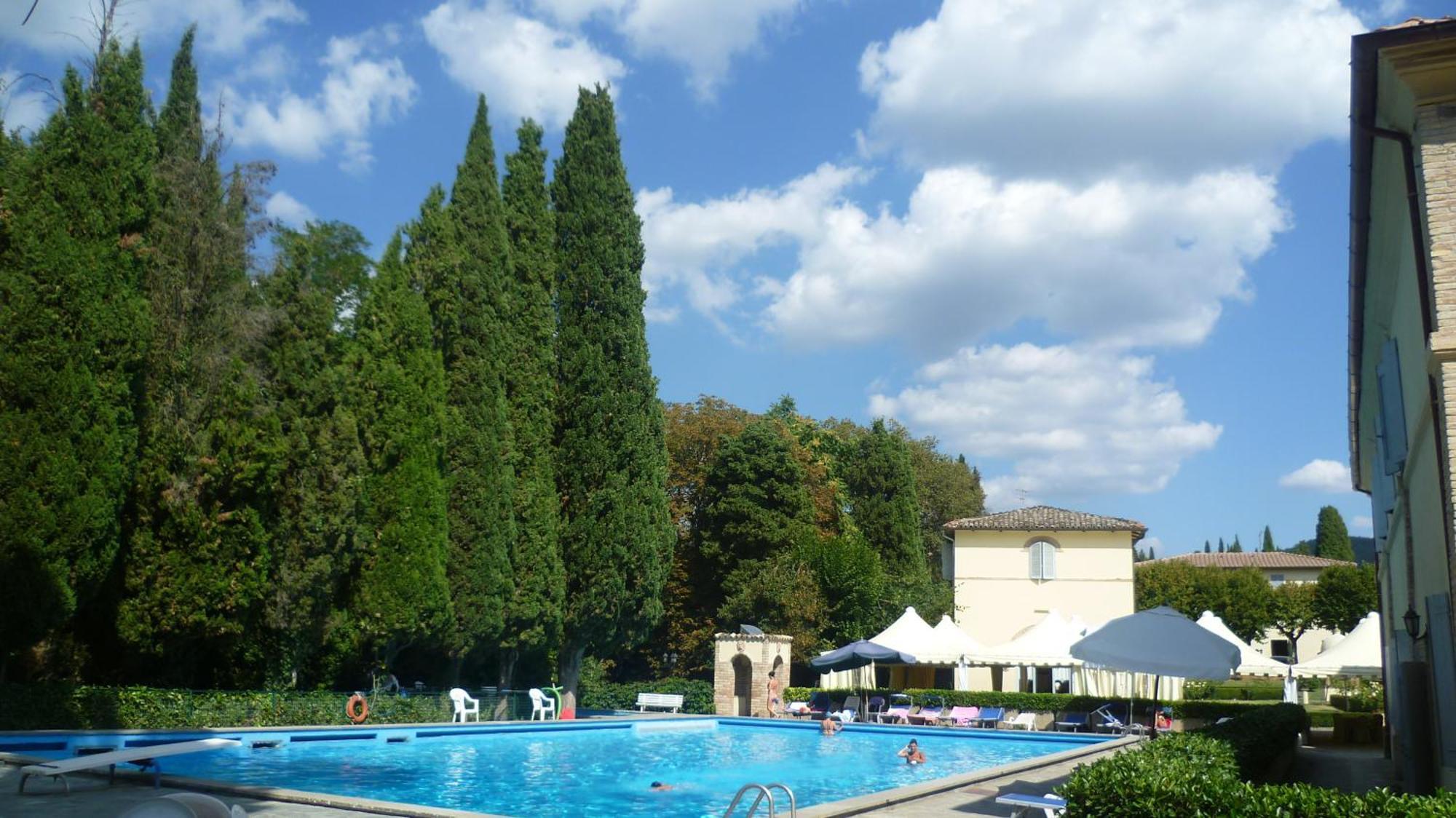 Hotel Villa San Donino تْشيتّا دي كاستيلّو المظهر الخارجي الصورة