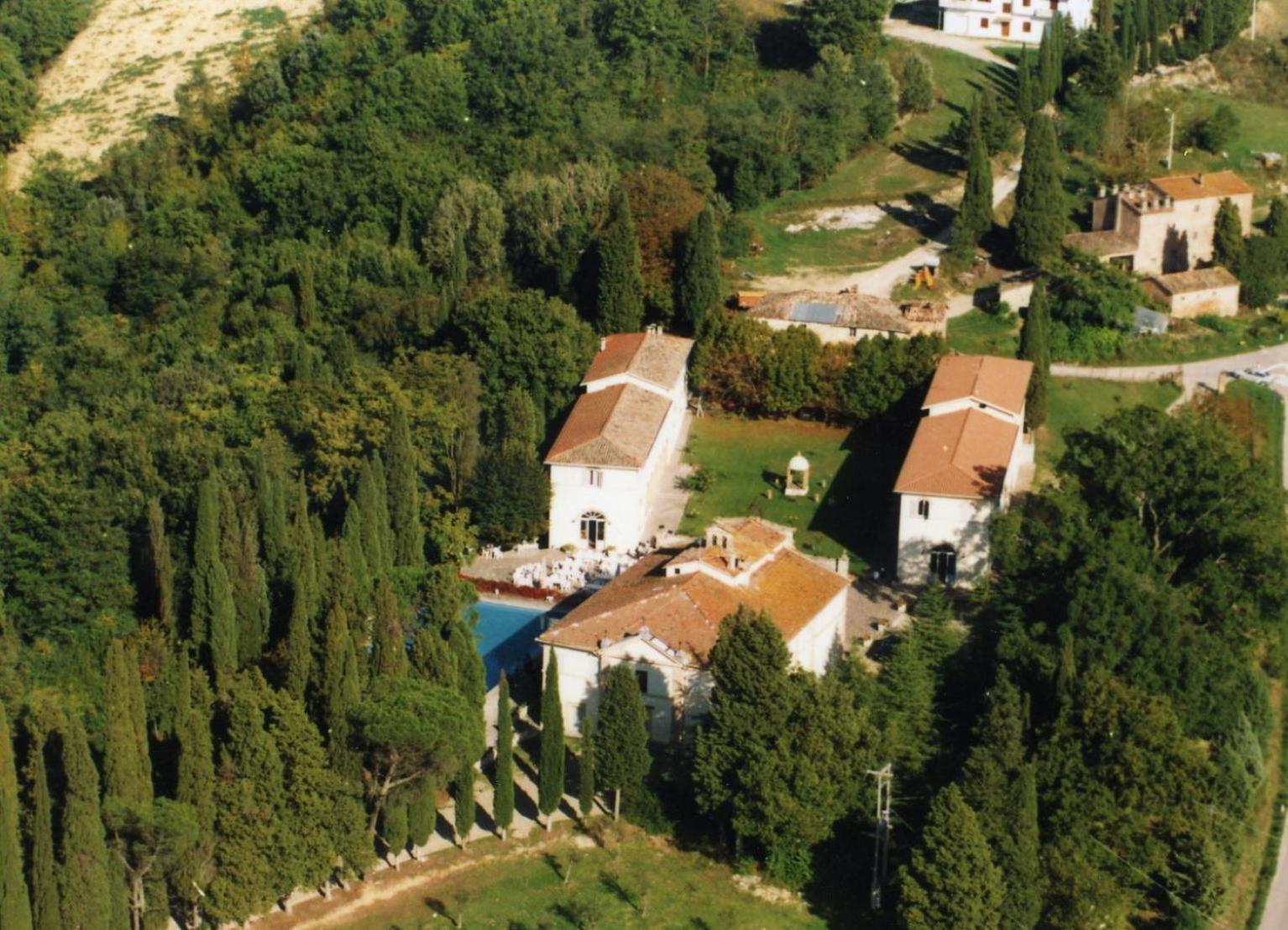Hotel Villa San Donino تْشيتّا دي كاستيلّو المظهر الخارجي الصورة