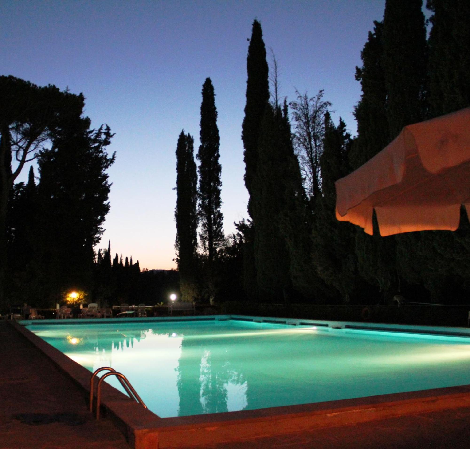 Hotel Villa San Donino تْشيتّا دي كاستيلّو المظهر الخارجي الصورة