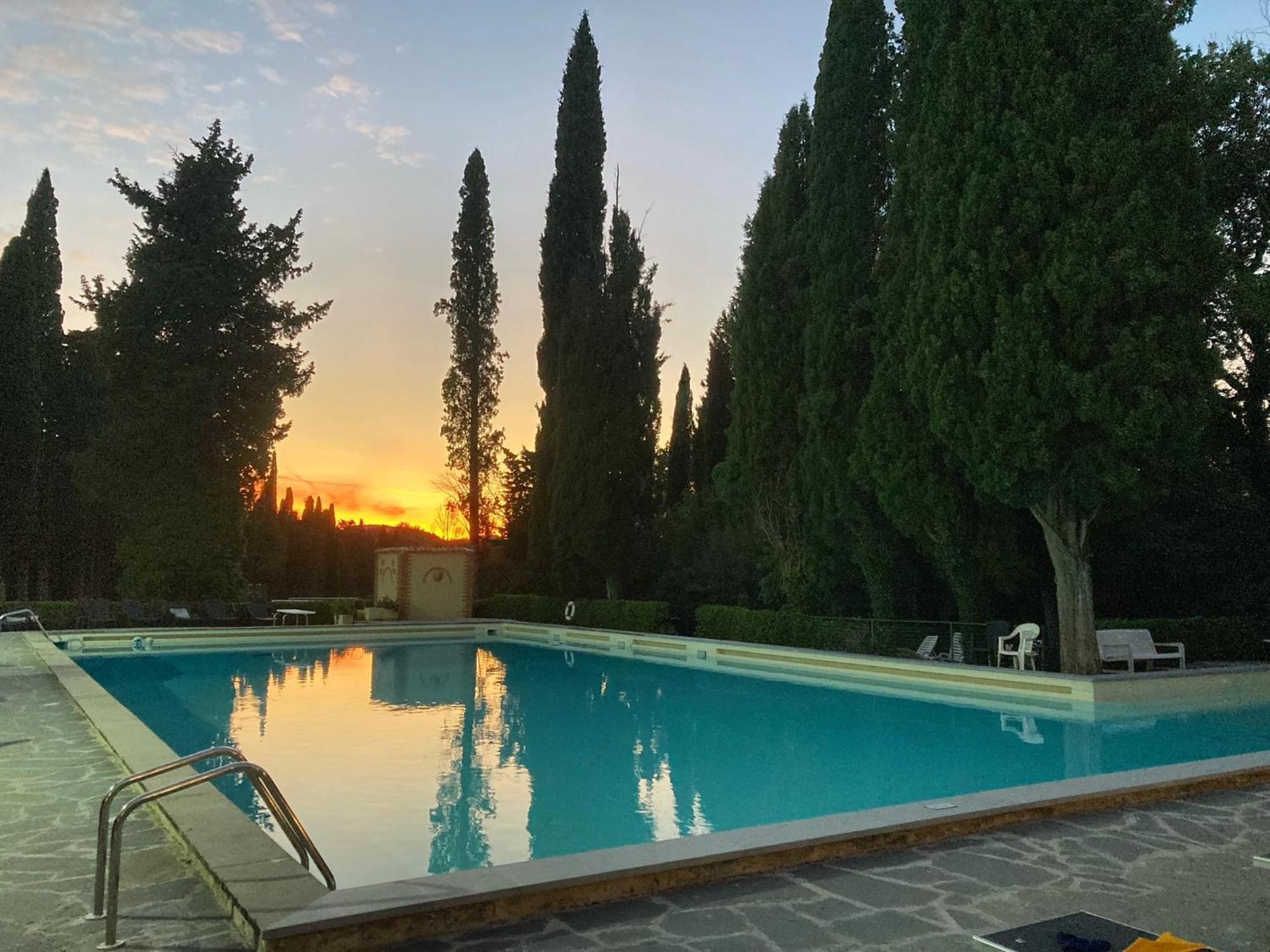 Hotel Villa San Donino تْشيتّا دي كاستيلّو المظهر الخارجي الصورة