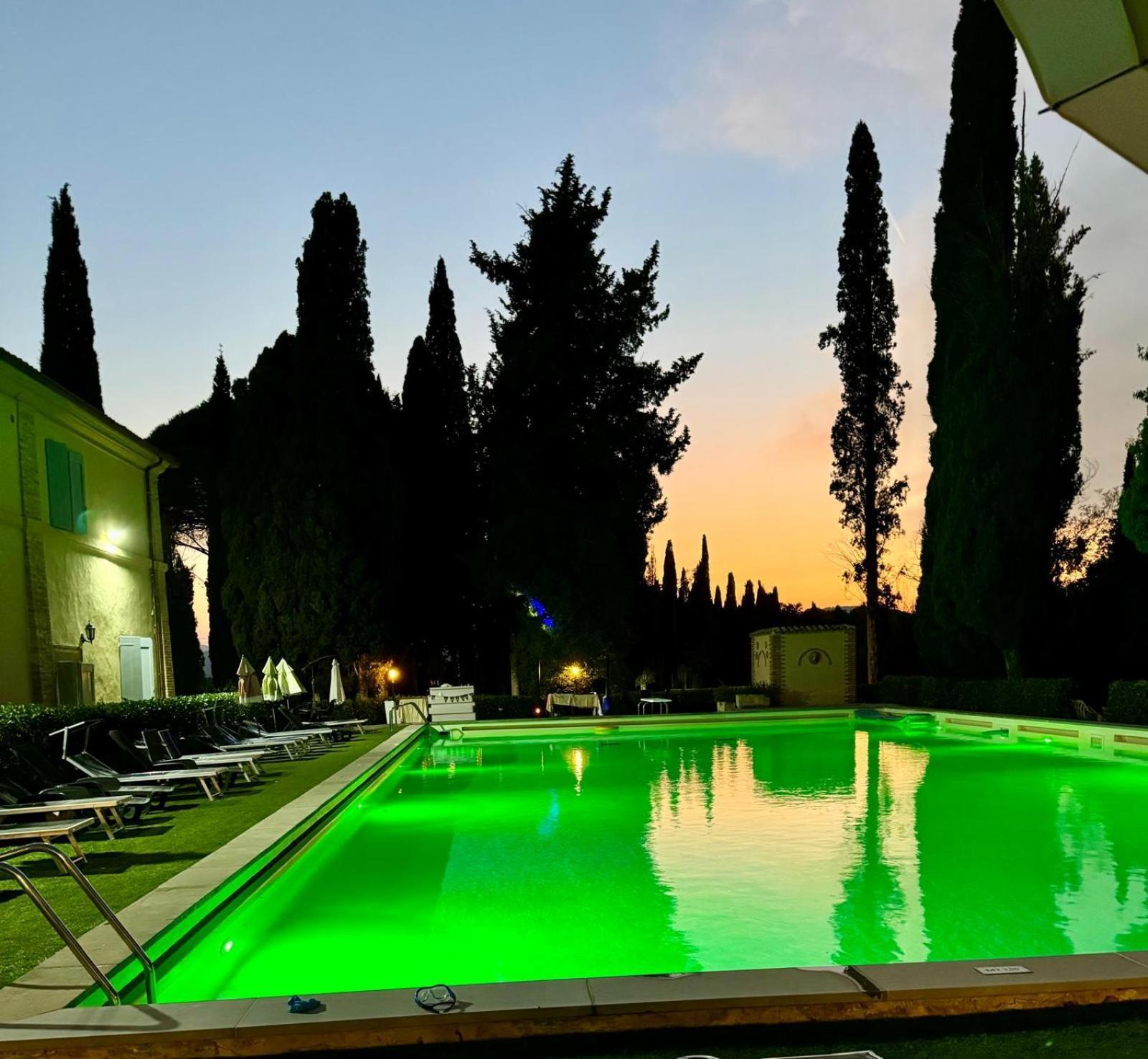 Hotel Villa San Donino تْشيتّا دي كاستيلّو المظهر الخارجي الصورة