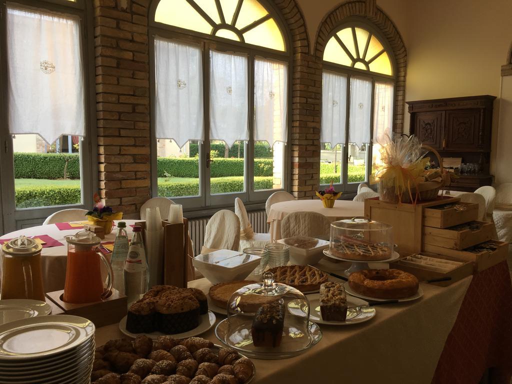 Hotel Villa San Donino تْشيتّا دي كاستيلّو المظهر الخارجي الصورة