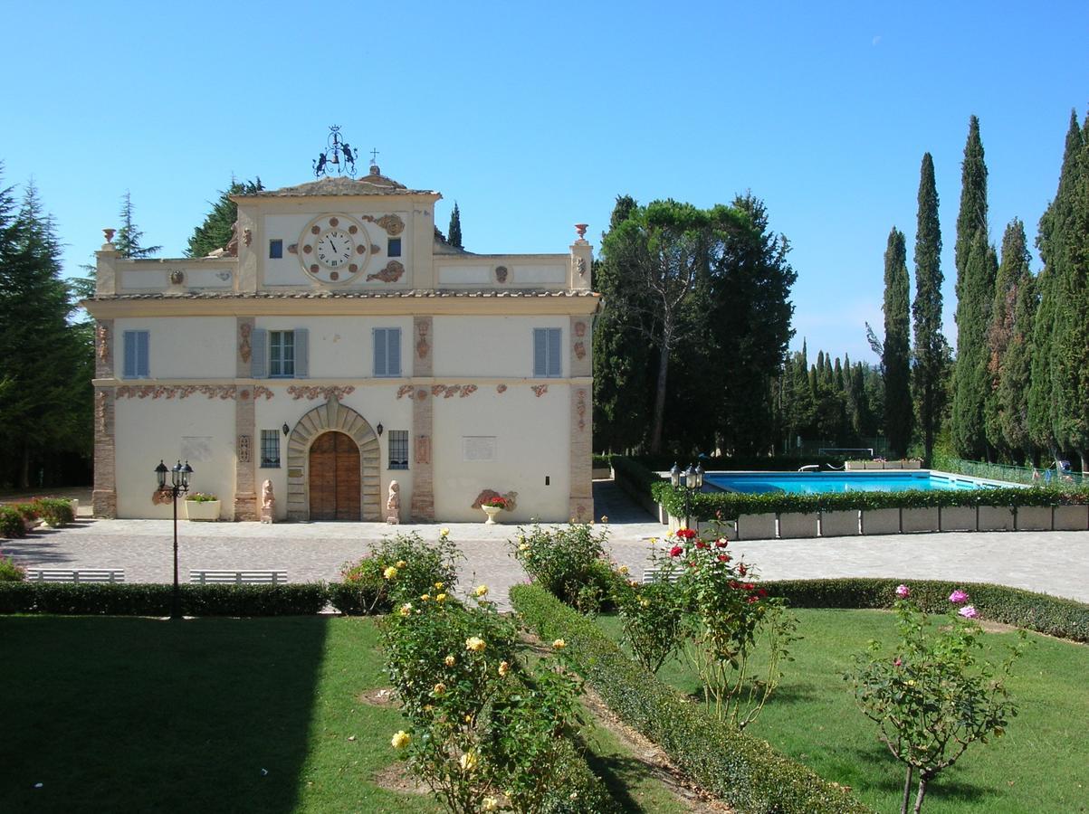 Hotel Villa San Donino تْشيتّا دي كاستيلّو المظهر الخارجي الصورة