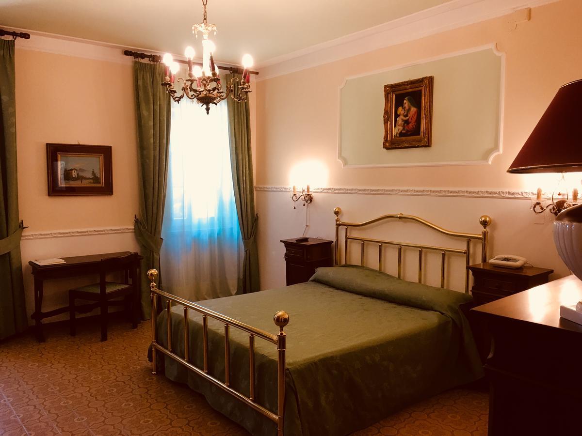 Hotel Villa San Donino تْشيتّا دي كاستيلّو المظهر الخارجي الصورة