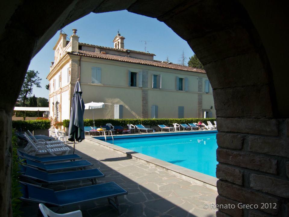 Hotel Villa San Donino تْشيتّا دي كاستيلّو المظهر الخارجي الصورة