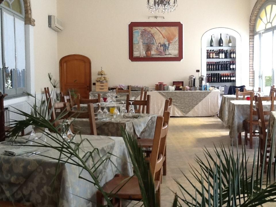 Hotel Villa San Donino تْشيتّا دي كاستيلّو المظهر الخارجي الصورة