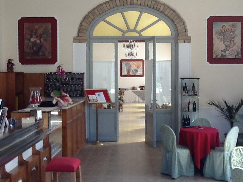 Hotel Villa San Donino تْشيتّا دي كاستيلّو المظهر الخارجي الصورة